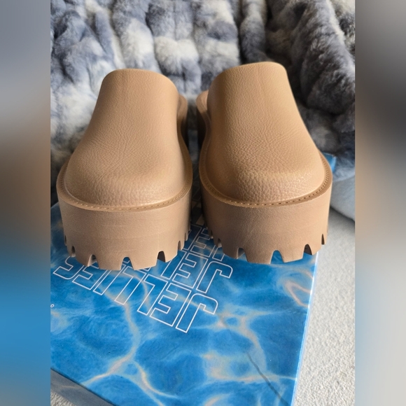 Jeffrey Campbell Tan Mules - Picture 8 of 12